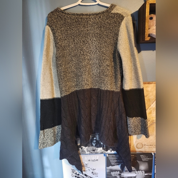 Black and Grey Debbie Morgan Colour Block Sweater - Picture 2 of 4